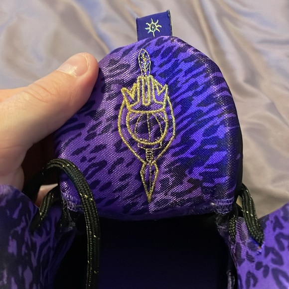 Black History Month Lebron 11 - Picture 7 of 8